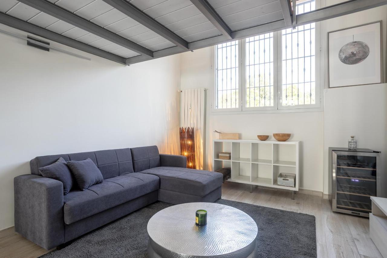 Navigli-Duomo Exclusive Design Loft Su Due Piani Con Wifi Lägenhet Milano Exteriör bild