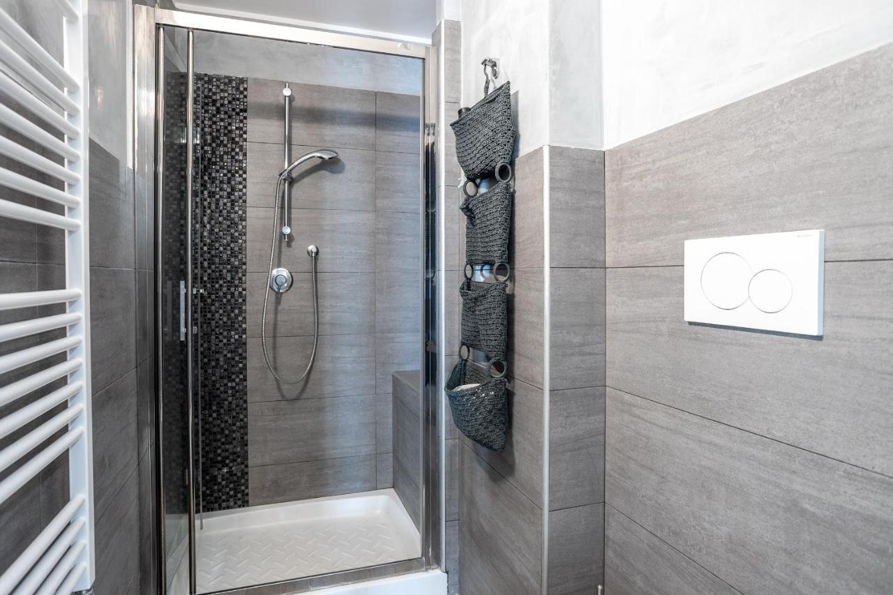 Navigli-Duomo Exclusive Design Loft Su Due Piani Con Wifi Lägenhet Milano Exteriör bild